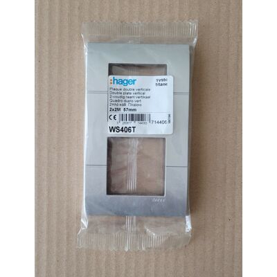 Hager Ws406t - 1 Plaque 2x2m Systo - Pose Verticale - Entraxe 57mm - Titane - Publicité Hager Ws406t - 1 Plaque 2x2m Systo - Pose Verticale - Entraxe 57mm - Titane - Publicité