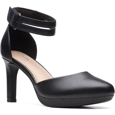 Clarks Ambyr Skip À Sangle Pour Femmes En Cuir Noir - Publicité Clarks Ambyr Skip À Sangle Pour Femmes En Cuir Noir - Publicité