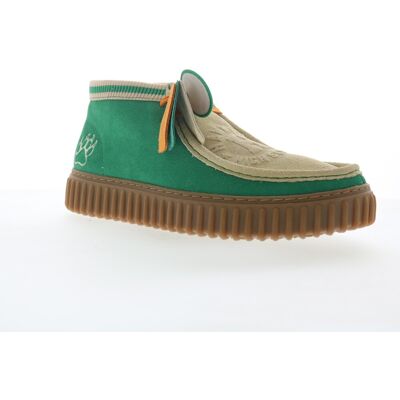 Clarks Torhill Hi Stranger Things Bottes Chukka Pour Hommes En Suede Vert - Publicité Clarks Torhill Hi Stranger Things Bottes Chukka Pour Hommes En Suede Vert - Publicité