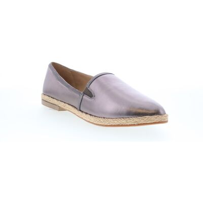 Trotters Estelle Loafer Pour Femmes En Cuir Argent - Publicité Trotters Estelle Loafer Pour Femmes En Cuir Argent - Publicité