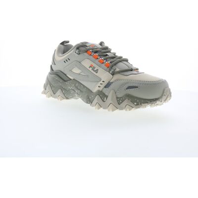Fila Oakmont Tr Baskets Pour Femmes En Cuir Gris - Publicité Fila Oakmont Tr Baskets Pour Femmes En Cuir Gris - Publicité