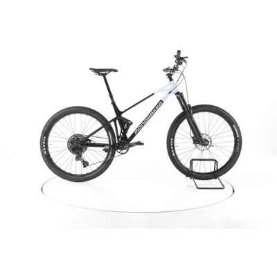 Mondraker Raze VTT tout suspendu - 305003 - Publicité Mondraker Raze VTT tout suspendu - 305003 - Publicité