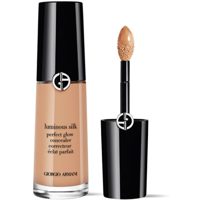 Anticerne en Soie Lumineuse de Giorgio Armani - #5.5 - 12ml/0.4oz - Publicité Anticerne en Soie Lumineuse de Giorgio Armani - #5.5 - 12ml/0.4oz - Publicité