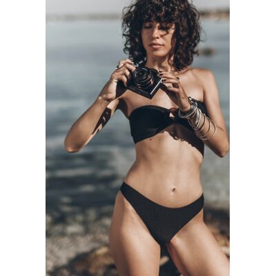 Mikuta The Black Crinkle Bikini Bottom Black Taille: L Bikinis Outlet Femme Le Noir - Publicité Mikuta The Black Crinkle Bikini Bottom Black Taille: L Bikinis Outlet Femme Le Noir - Publicité