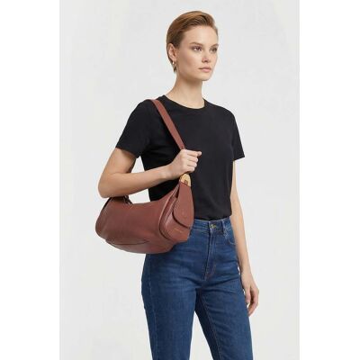 Coccinelle Medium Shoulder Bag With Pockets In Brown Taille: OS Shorts Outlet Femme Marron - Publicité Coccinelle Medium Shoulder Bag With Pockets In Brown Taille: OS Shorts Outlet Femme Marron - Publicité
