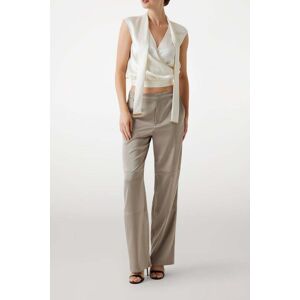 Guess by Marciano GUESS Marciano By Eva Cargo Pant Natural Almond Taille: 44 Pantalons Cargo Outlet Femme Marron - Publicité Guess by Marciano GUESS Marciano By Eva Cargo Pant Natural Almond Taille: 44 Pantalons Cargo Outlet Femme Marron - Publicité