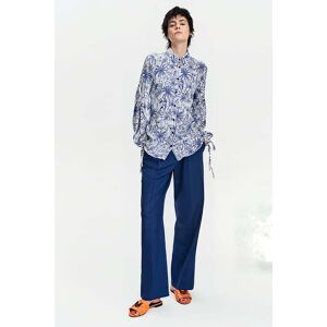 Marcell von Berlin Voluminous-sleeve Blouse Monkey Print Taille: 34 Chemises à boutons Outlet Femme - Publicité Marcell von Berlin Voluminous-sleeve Blouse Monkey Print Taille: 34 Chemises à boutons Outlet Femme - Publicité