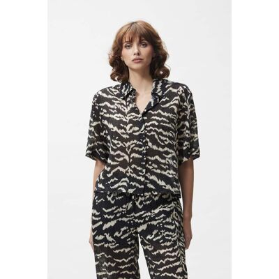 Catwalk Junkie Short Sleeve Tiger Blouse Black Taille: 38 Chemises à boutons Outlet Femme Le Noir - Publicité Catwalk Junkie Short Sleeve Tiger Blouse Black Taille: 38 Chemises à boutons Outlet Femme Le Noir - Publicité