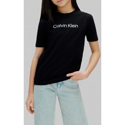 Calvin Klein Ss Waffle Badge Crewnetee Black Taille: 12 Pantalons Outlet kids Le Noir - Publicité Calvin Klein Ss Waffle Badge Crewnetee Black Taille: 12 Pantalons Outlet kids Le Noir - Publicité