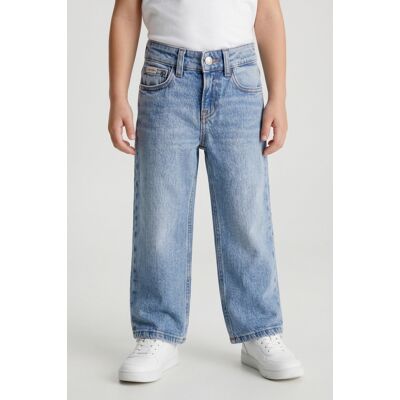 Calvin Klein Boys Skater Cloudy Blue Jeans Cloudy Blue Taille: 4 Pantalons Outlet kids Bleu - Publicité Calvin Klein Boys Skater Cloudy Blue Jeans Cloudy Blue Taille: 4 Pantalons Outlet kids Bleu - Publicité
