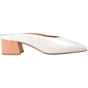 By Far Karen White Patent Leather Taille: 39 Mules Outlet Femme Blanche - Publicité By Far Karen White Patent Leather Taille: 39 Mules Outlet Femme Blanche - Publicité