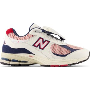 New Balance M2002RVE - Rouge/Blanc - Baskets - Publicité New Balance M2002RVE - Rouge/Blanc - Baskets - Publicité