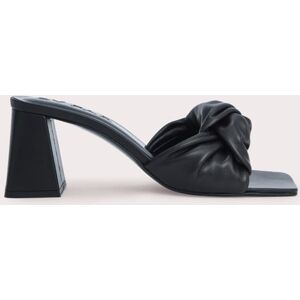 By Far Lamar Black Nappa Leather Black Taille: 41 Mules Outlet Femme Le Noir - Publicité By Far Lamar Black Nappa Leather Black Taille: 41 Mules Outlet Femme Le Noir - Publicité