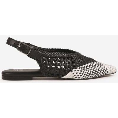 Bronx Amme-line Low Shoe Black/off White Taille: 42 Sandales Outlet Femme Blanche - Publicité Bronx Amme-line Low Shoe Black/off White Taille: 42 Sandales Outlet Femme Blanche - Publicité