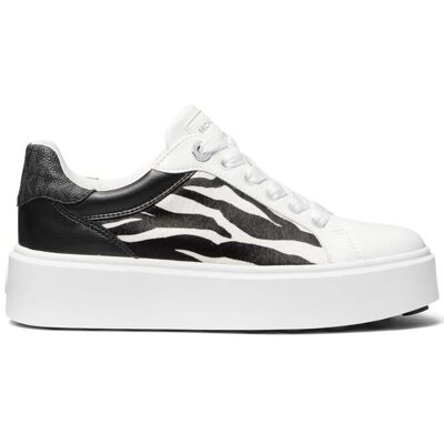 Michael Kors Romey Lace Up Black/white Taille: 36 Baskets Outlet Femme Le Noir - Publicité Michael Kors Romey Lace Up Black/white Taille: 36 Baskets Outlet Femme Le Noir - Publicité