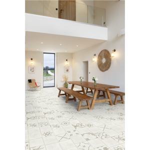 Dalle carrée de sol PVC effet carreaux ciment prête à poser nomade Gerflor - 61 cm x 61 cm x 0.35 cm - Publicité Dalle carrée de sol PVC effet carreaux ciment prête à poser nomade Gerflor - 61 cm x 61 cm x 0.35 cm - Publicité