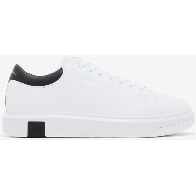 Baskets Armani Exchange Sophisticated blanc noir - 39 - Publicité Baskets Armani Exchange Sophisticated blanc noir - 39 - Publicité