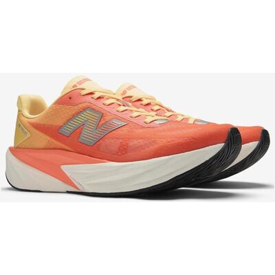 Baskets New Balance FuelCell Rebel v5 orange jaune - 40.5 - Publicité Baskets New Balance FuelCell Rebel v5 orange jaune - 40.5 - Publicité