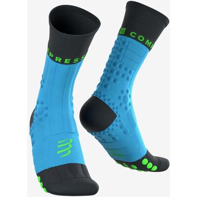 Chaussettes Compressport Pro Racing Winter Trail bleu vif noir - 42-44 - Publicité Chaussettes Compressport Pro Racing Winter Trail bleu vif noir - 42-44 - Publicité