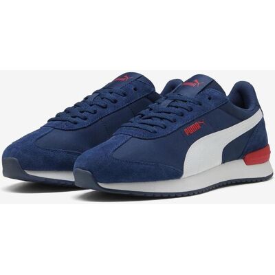Chaussures Puma R78 Wind MU bleu marine blanc - 41 - Publicité Chaussures Puma R78 Wind MU bleu marine blanc - 41 - Publicité