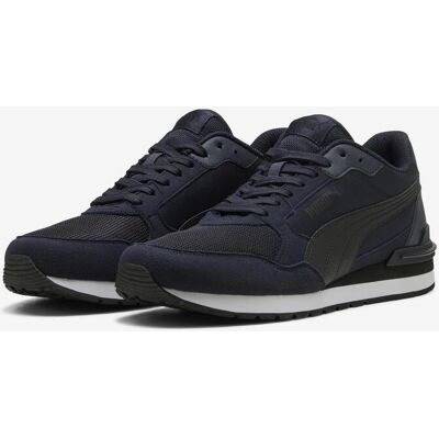 Baskets Puma ST Runner v4 noir - 40 - Publicité Baskets Puma ST Runner v4 noir - 40 - Publicité