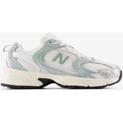 Baskets New Balance 530 blanc vert foncé - 38 - Publicité Baskets New Balance 530 blanc vert foncé - 38 - Publicité