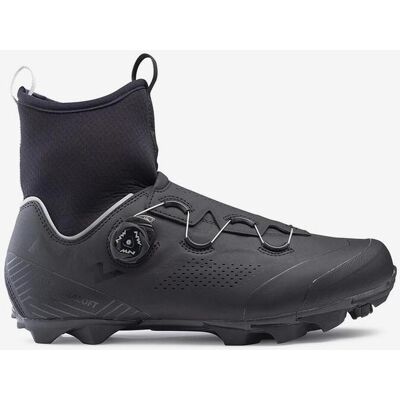 Chaussures VTT Northwave Magma XC Core PrimaLoft Noir - 44 - Publicité Chaussures VTT Northwave Magma XC Core PrimaLoft Noir - 44 - Publicité