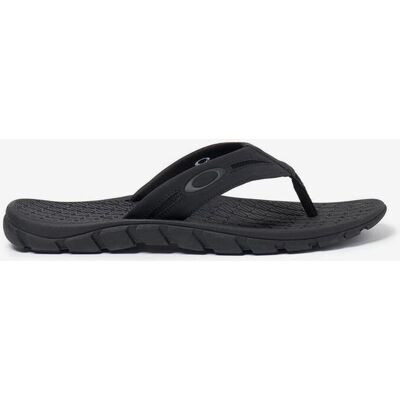Tongs Oakley Operative 2.0 noir - 41 - Publicité Tongs Oakley Operative 2.0 noir - 41 - Publicité