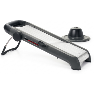 Mandoline Oxo Good Grips - Outil de cuisine pour coupes précises - Publicité Mandoline Oxo Good Grips - Outil de cuisine pour coupes précises - Publicité