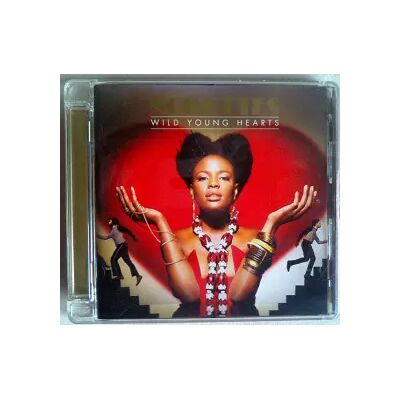 Vertigo Wild Young Hearts - Noisettes - Publicité Vertigo Wild Young Hearts - Noisettes - Publicité