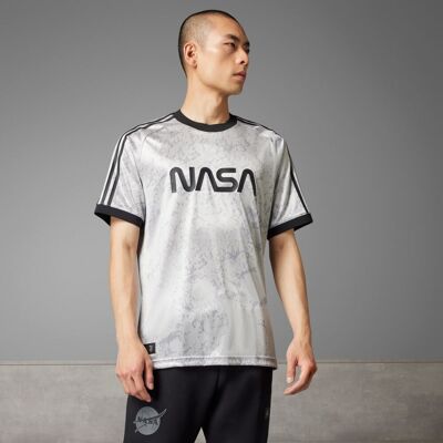 adidas - Juventus LFSTLR - NASA-inspiré - Maillot de football - Publicité adidas - Juventus LFSTLR - NASA-inspiré - Maillot de football - Publicité