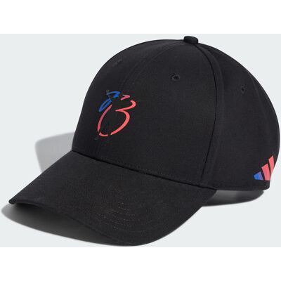 Adidas CASQUETTE JUDE BELLINGHAM Black / Semi Lucid Red M/L - Publicité Adidas CASQUETTE JUDE BELLINGHAM Black / Semi Lucid Red M/L - Publicité