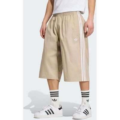 Adidas SHORT SERGÉ COTON ADICOLOR SST Khaki Three M - Publicité Adidas SHORT SERGÉ COTON ADICOLOR SST Khaki Three M - Publicité