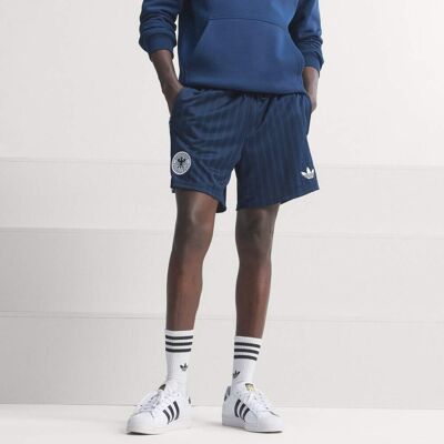 Adidas Short Germany Originals Collegiate Navy L - Publicité Adidas Short Germany Originals Collegiate Navy L - Publicité