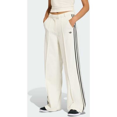 Adidas PANTALON SPORT TAILORED Off White 46 - Publicité Adidas PANTALON SPORT TAILORED Off White 46 - Publicité