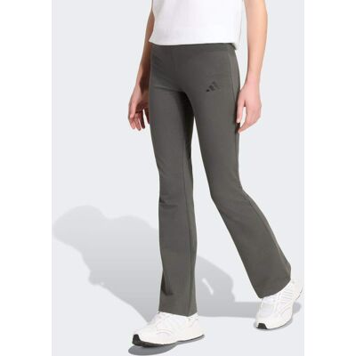 Adidas LEGGING ÉVASÉ ESSENTIALS Grey Six / Black 13-14A - Publicité Adidas LEGGING ÉVASÉ ESSENTIALS Grey Six / Black 13-14A - Publicité