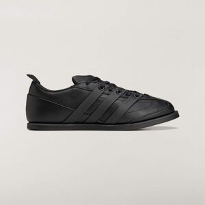 Chaussure adidas x Entire Studios Ace Core Black / Core Black / Core Black 38 - Publicité Chaussure adidas x Entire Studios Ace Core Black / Core Black / Core Black 38 - Publicité