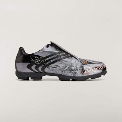 Adidas Chaussure Y-3 F50 TUNIT Black / Black / Grey Three 42 - Publicité Adidas Chaussure Y-3 F50 TUNIT Black / Black / Grey Three 42 - Publicité