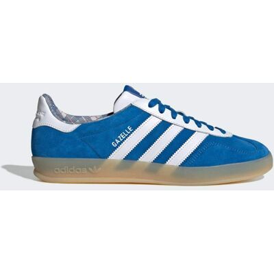 Adidas CHAUSSURE GAZELLE INDOOR MERCEDES AMG PETRONAS F1 TEAM Blue Bird / Cloud White / Gum 45 1/3 - Publicité Adidas CHAUSSURE GAZELLE INDOOR MERCEDES AMG PETRONAS F1 TEAM Blue Bird / Cloud White / Gum 45 1/3 - Publicité