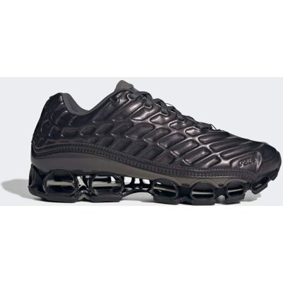 Adidas CHAUSSURE F50 MEGARIDE Utility Black / Simple Brown / Grey Six 42 - Publicité Adidas CHAUSSURE F50 MEGARIDE Utility Black / Simple Brown / Grey Six 42 - Publicité