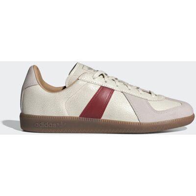 Adidas CHAUSSURE BW ARMY Core White / Team Victory Red / Gum 42 - Publicité Adidas CHAUSSURE BW ARMY Core White / Team Victory Red / Gum 42 - Publicité