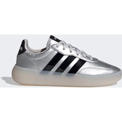 Adidas CHAUSSURE BARREDA DECODE Silver Metallic / Core Black / Chalk White 39 1/3 - Publicité Adidas CHAUSSURE BARREDA DECODE Silver Metallic / Core Black / Chalk White 39 1/3 - Publicité