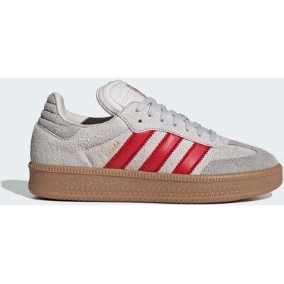 Adidas Chaussure Samba XLG Grey One / Better Scarlet / Gum 44 - Publicité Adidas Chaussure Samba XLG Grey One / Better Scarlet / Gum 44 - Publicité