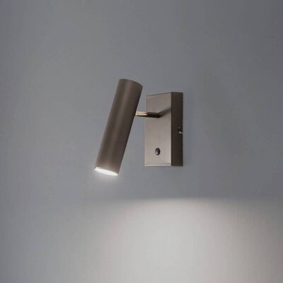 Applique murale Axion, à 1 lampe, couleur titane, acier Axion Luminex, dimmable, doré, Salon / Salle à manger, Métal, Moderne, Projecteur halogène - Publicité Applique murale Axion, à 1 lampe, couleur titane, acier Axion Luminex, dimmable, doré, Salon / Salle à manger, Métal, Moderne, Projecteur halogène - Publicité