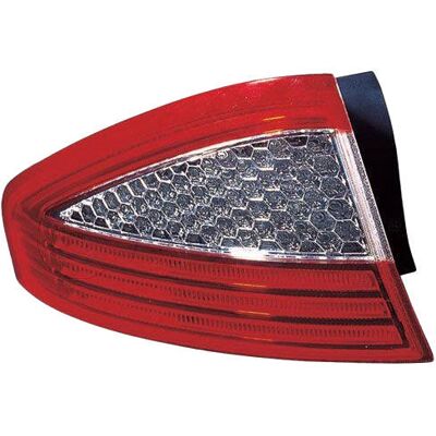 ALKAR - 2211378 - Feu arrière gauche - Car lamp - Publicité ALKAR - 2211378 - Feu arrière gauche - Car lamp - Publicité