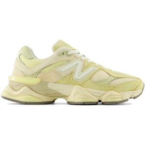 Baskets New Balance 9060 Parchment - Unisex - Publicité Baskets New Balance 9060 Parchment - Unisex - Publicité
