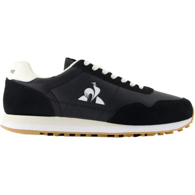 Baskets en cuir suede Le Coq Sportif Astra Noir 41 - Publicité Baskets en cuir suede Le Coq Sportif Astra Noir 41 - Publicité