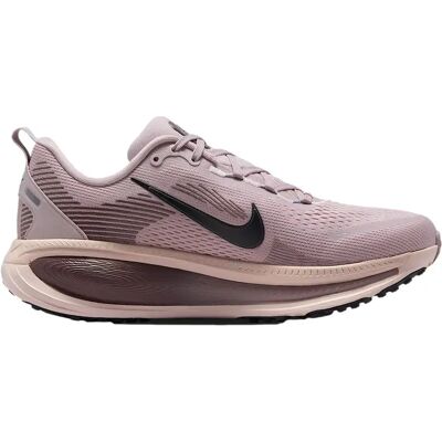 Chaussures de running femme Nike Vomero 18 Rouge 38,5 Female - Publicité Chaussures de running femme Nike Vomero 18 Rouge 38,5 Female - Publicité