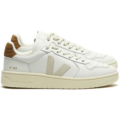 Veja Sneaker V-82 EUROPE blanc 45 - Publicité Veja Sneaker V-82 EUROPE blanc 45 - Publicité
