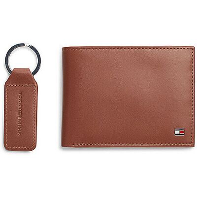 Tommy Hilfiger Coffret cadeau portefeuille et porte-clés marron - Publicité Tommy Hilfiger Coffret cadeau portefeuille et porte-clés marron - Publicité